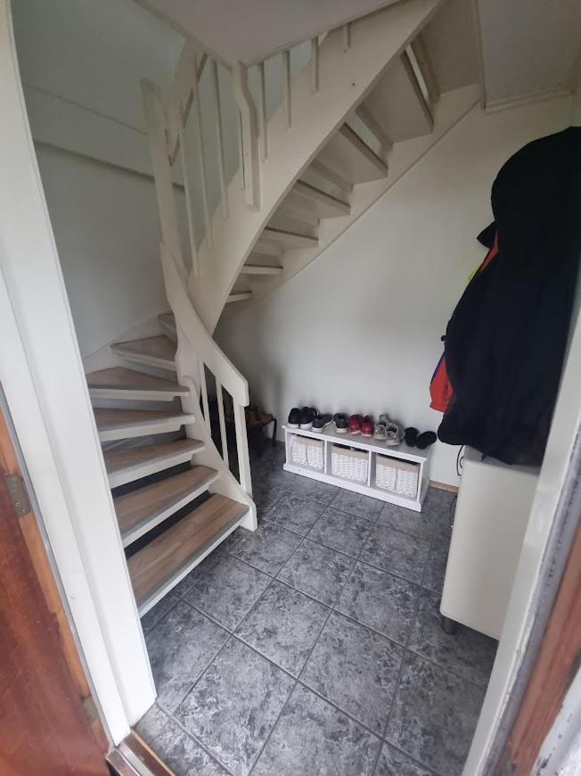Private Guest Room In Cozy Apartment Тронхейм Екстериор снимка